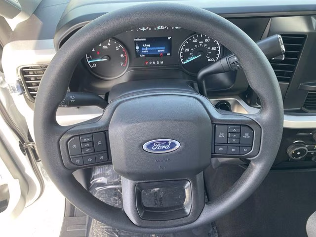 2026 Oxford White Ford Super Duty F-350 SRW XL 4X4 Truck