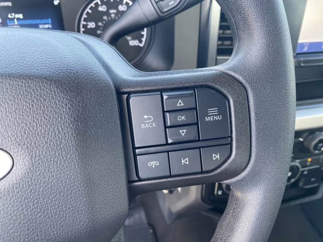 2026 Oxford White Ford Super Duty F-350 SRW XL 4X4 Truck