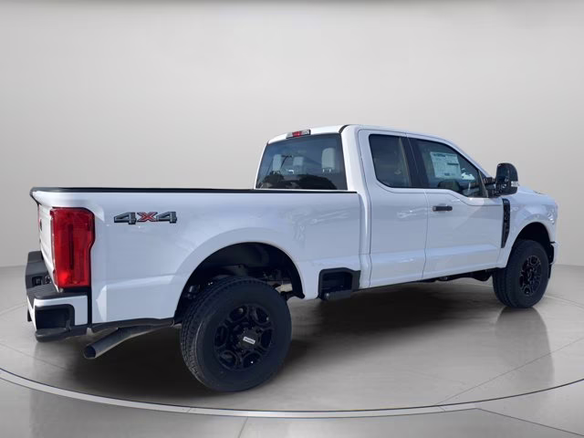 2026 Oxford White Ford Super Duty F-350 SRW XL 4X4 Truck