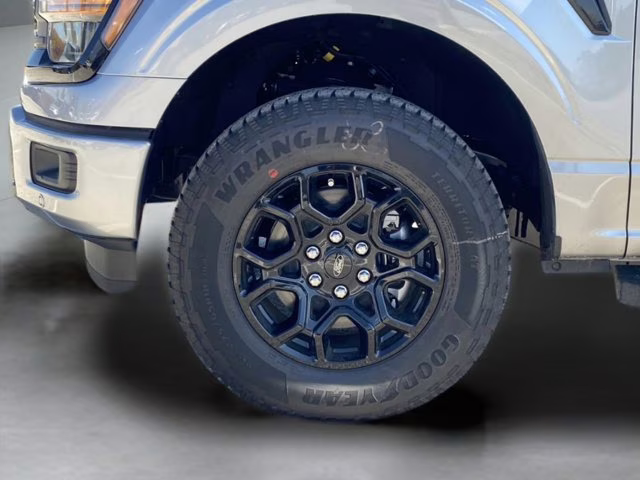 2026 Iconic Silver Metallic Ford F-150 XLT 4X4 Truck