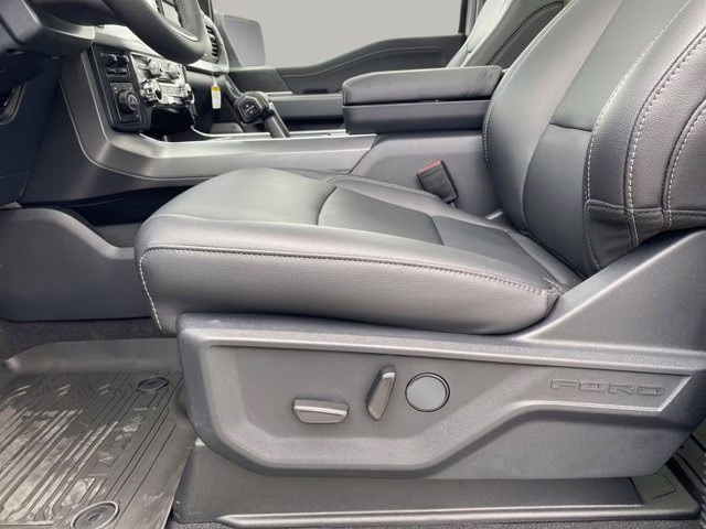 2026 Avalanche Ford F-150 XLT 4X4 Truck