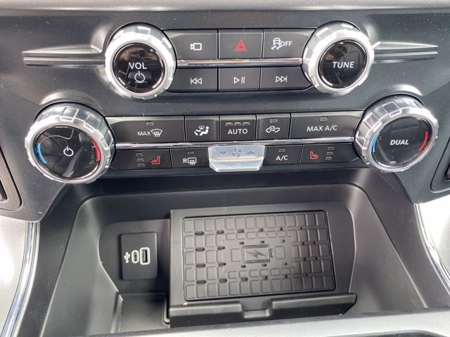2026 Avalanche Ford F-150 XLT 4X4 Truck