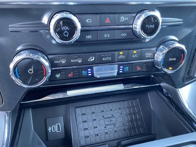 2026 Avalanche Ford F-150 LARIAT RWD Truck