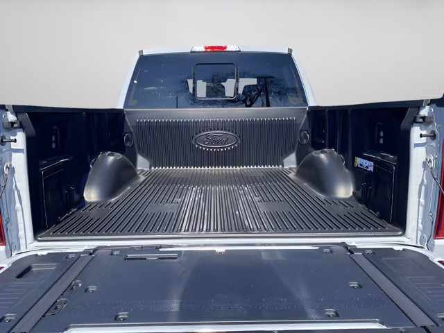 2026 Avalanche Ford F-150 LARIAT RWD Truck