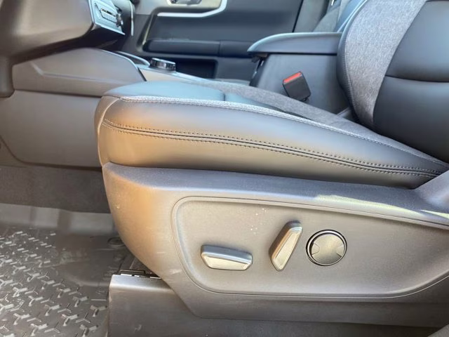 2026 Orange Fury Metallic Tri-Coat Ford Bronco Sport Big Bend 4X4 SUV