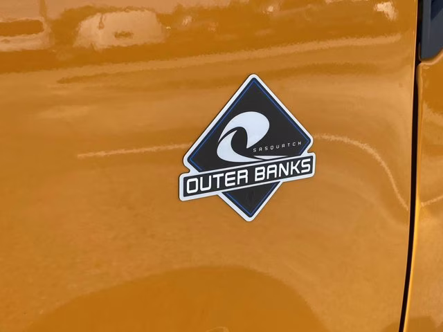 2026 Orange Fury Metallic Tri-Coat Ford Bronco Sport Outer Banks 4X4 SUV