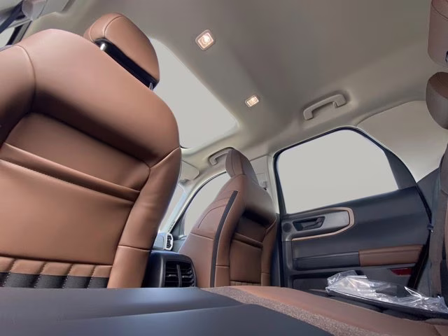 2026 Orange Fury Metallic Tri-Coat Ford Bronco Sport Outer Banks 4X4 SUV