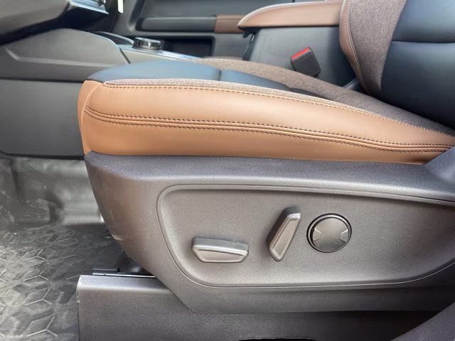 2026 Orange Fury Metallic Tri-Coat Ford Bronco Sport Outer Banks 4X4 SUV