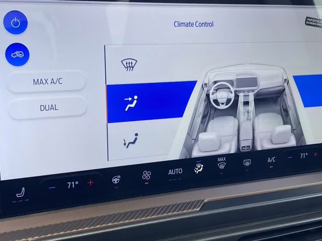 2026 Orange Fury Metallic Tri-Coat Ford Bronco Sport Outer Banks 4X4 SUV