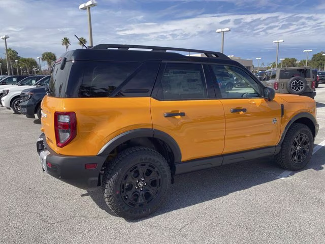 2026 Orange Fury Metallic Tri-Coat Ford Bronco Sport Outer Banks 4X4 SUV