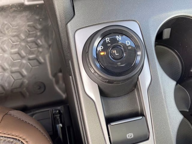 2026 Orange Fury Metallic Tri-Coat Ford Bronco Sport Outer Banks 4X4 SUV