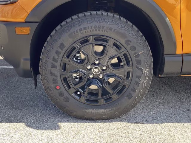 2026 Orange Fury Metallic Tri-Coat Ford Bronco Sport Outer Banks 4X4 SUV