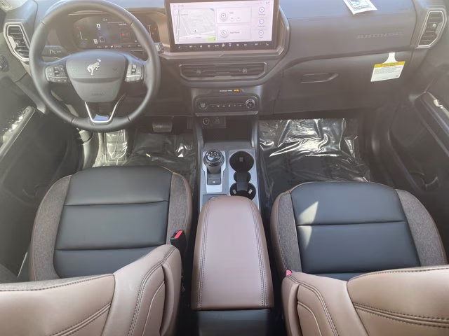 2026 Orange Fury Metallic Tri-Coat Ford Bronco Sport Outer Banks 4X4 SUV