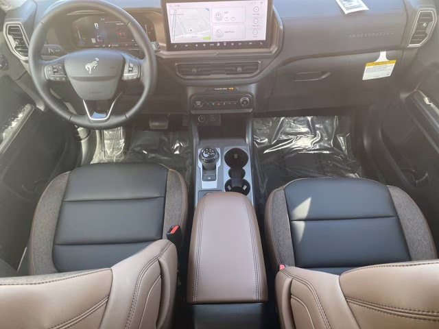 2026 Orange Fury Metallic Tri-Coat Ford Bronco Sport Outer Banks 4X4 SUV