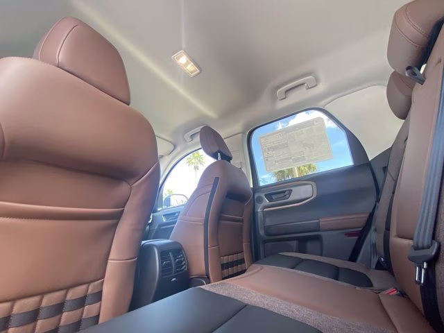 2026 Orange Fury Metallic Tri-Coat Ford Bronco Sport Outer Banks 4X4 SUV