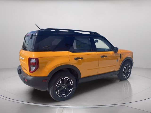 2026 Orange Fury Metallic Tri-Coat Ford Bronco Sport Outer Banks 4X4 SUV