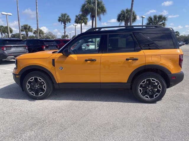 2026 Orange Fury Metallic Tri-Coat Ford Bronco Sport Outer Banks 4X4 SUV