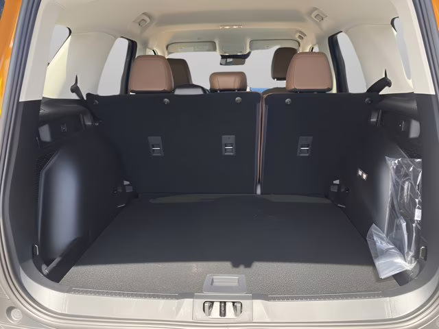 2026 Orange Fury Metallic Tri-Coat Ford Bronco Sport Outer Banks 4X4 SUV