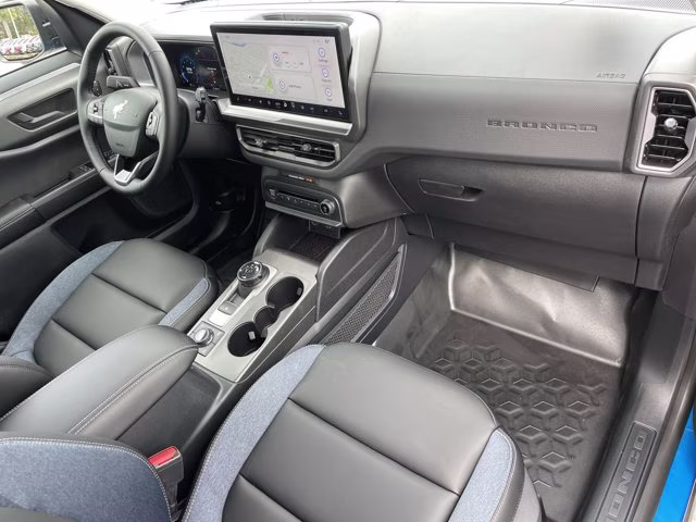 2026 Velocity Blue Metallic Ford Bronco Sport Outer Banks 4X4 SUV