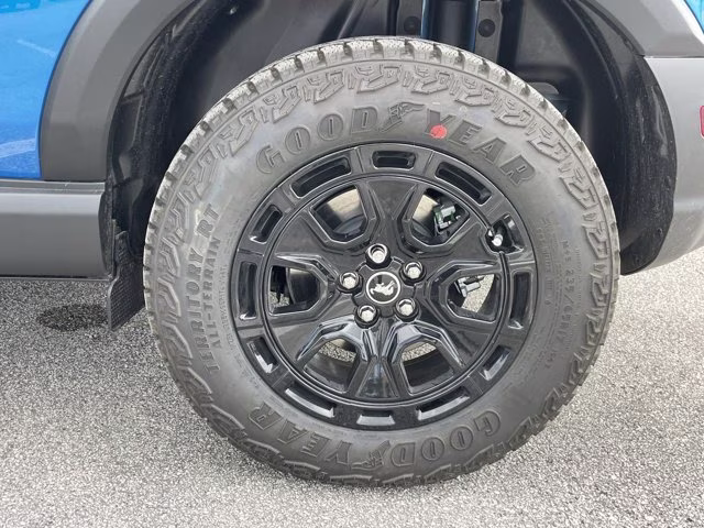 2026 Velocity Blue Metallic Ford Bronco Sport Outer Banks 4X4 SUV