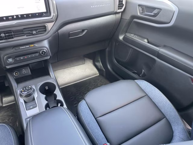 2026 Space White Metallic Ford Bronco Sport Outer Banks 4X4 SUV