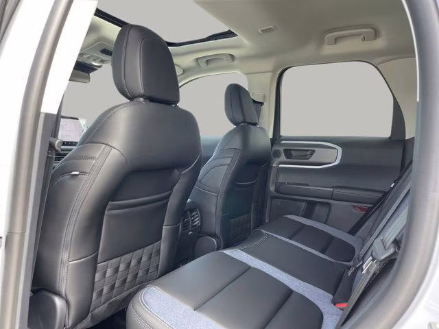 2026 Space White Metallic Ford Bronco Sport Outer Banks 4X4 SUV