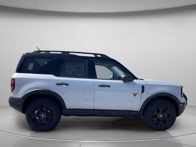 2026 Space White Metallic Ford Bronco Sport Badlands 4X4 SUV