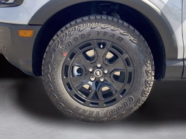 2026 Space White Metallic Ford Bronco Sport Badlands 4X4 SUV
