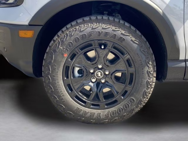 2026 Space White Metallic Ford Bronco Sport Badlands 4X4 SUV