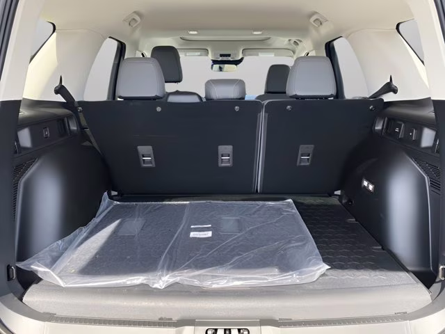 2026 Space White Metallic Ford Bronco Sport Badlands 4X4 SUV