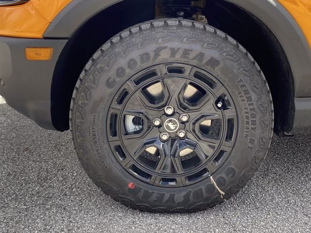 2026 Orange Fury Metallic Tri-Coat Ford Bronco Sport Badlands 4X4 SUV