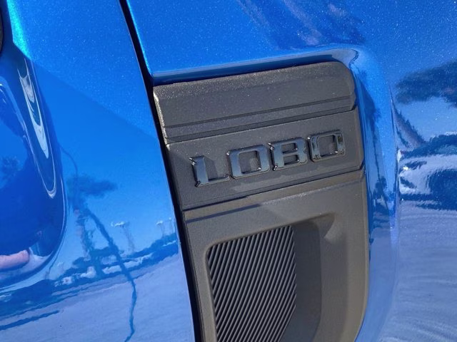 2026 Velocity Blue Ford Maverick Lobo AWD Truck