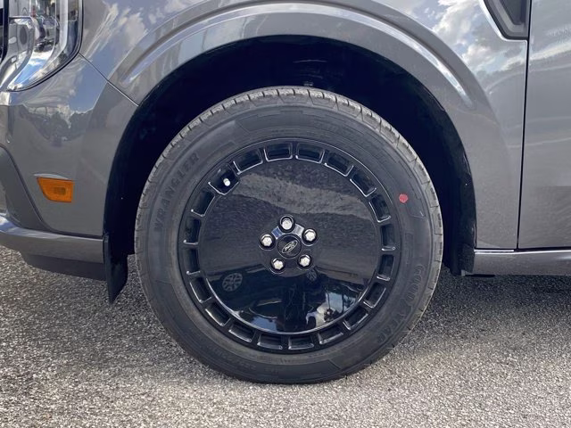 2026 Carbonized Gray Metallic Ford Maverick Lobo AWD Truck