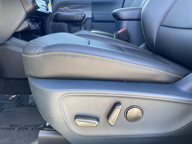 2026 Shadow Black Ford Maverick Lobo AWD Truck