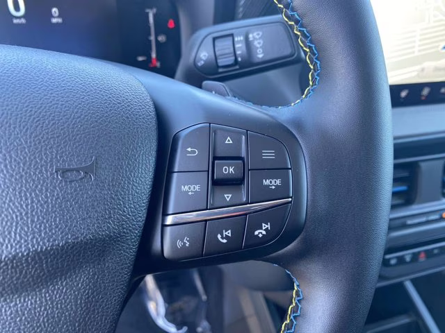 2026 Shadow Black Ford Maverick Lobo AWD Truck