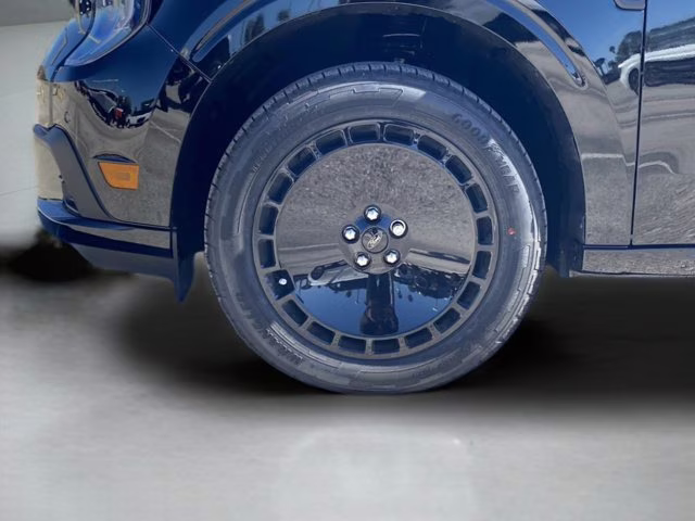 2026 Shadow Black Ford Maverick Lobo AWD Truck