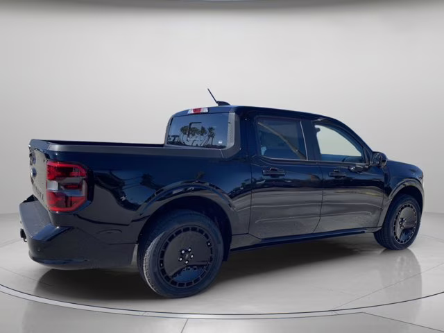 2026 Shadow Black Ford Maverick Lobo AWD Truck
