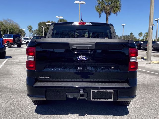 2026 Shadow Black Ford Maverick Lobo AWD Truck