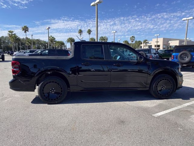 2026 Shadow Black Ford Maverick Lobo AWD Truck