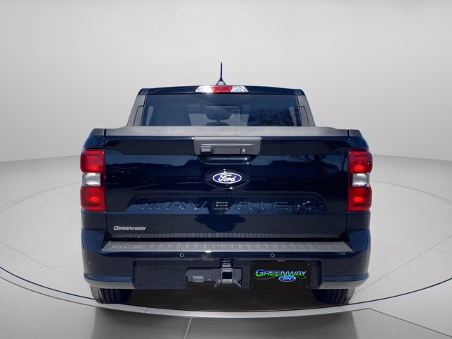 2026 Shadow Black Ford Maverick Lobo AWD Truck