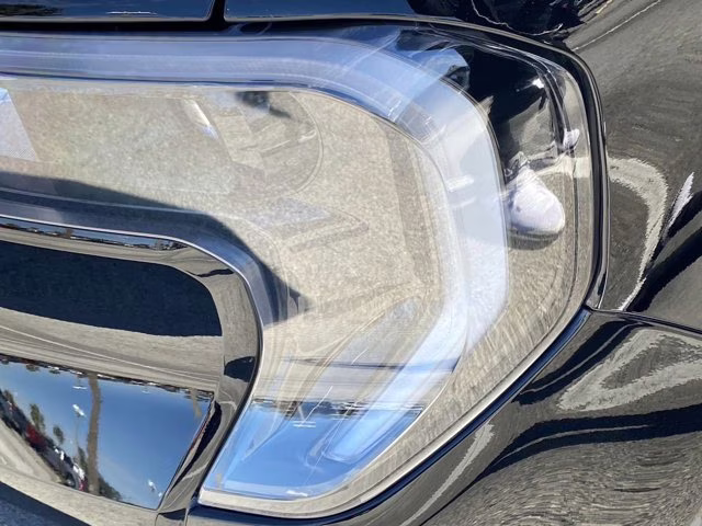 2026 Shadow Black Ford Maverick Lobo AWD Truck