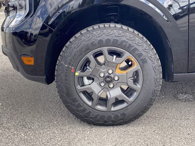 2026 Shadow Black Ford Maverick Tremor AWD Truck