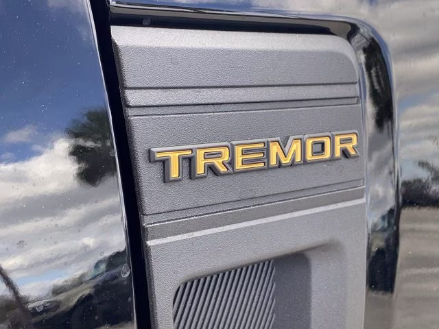 2026 Shadow Black Ford Maverick Tremor AWD Truck