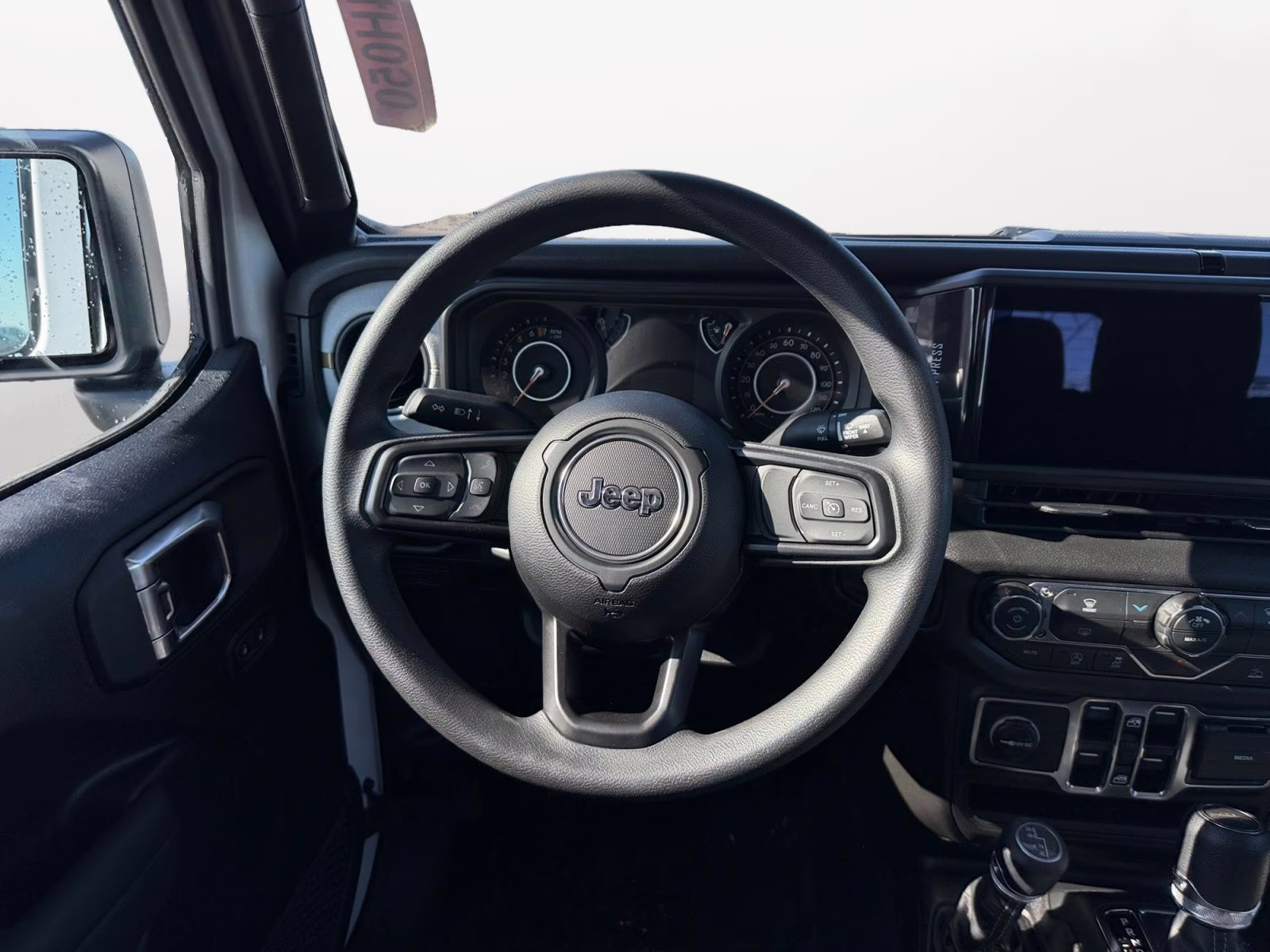 2026 Bright White Clearcoat Jeep Gladiator Sport 4X4 Truck