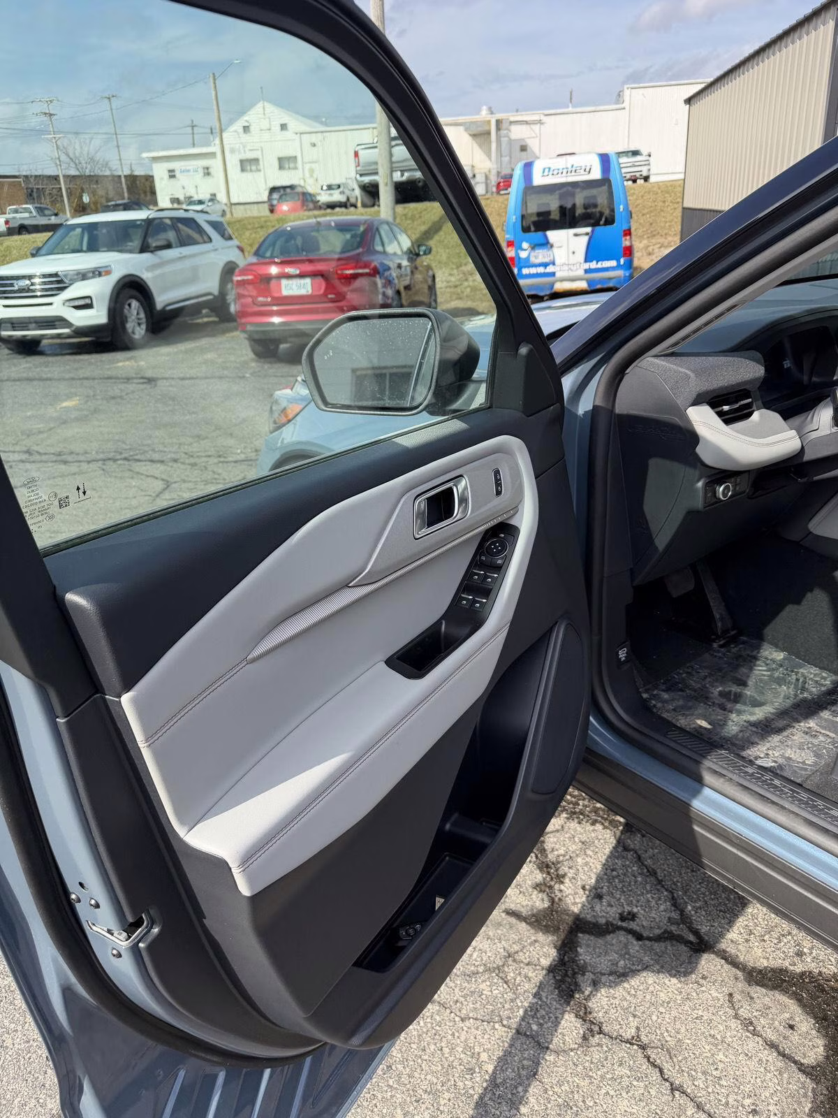 2026 Vapor Blue Ford Explorer Active 4X4 SUV