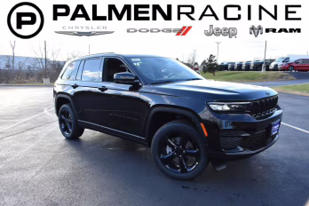 2025 Diamond Black Crystal Pearlcoat Jeep Grand Cherokee Altitude X 4X4 SUV