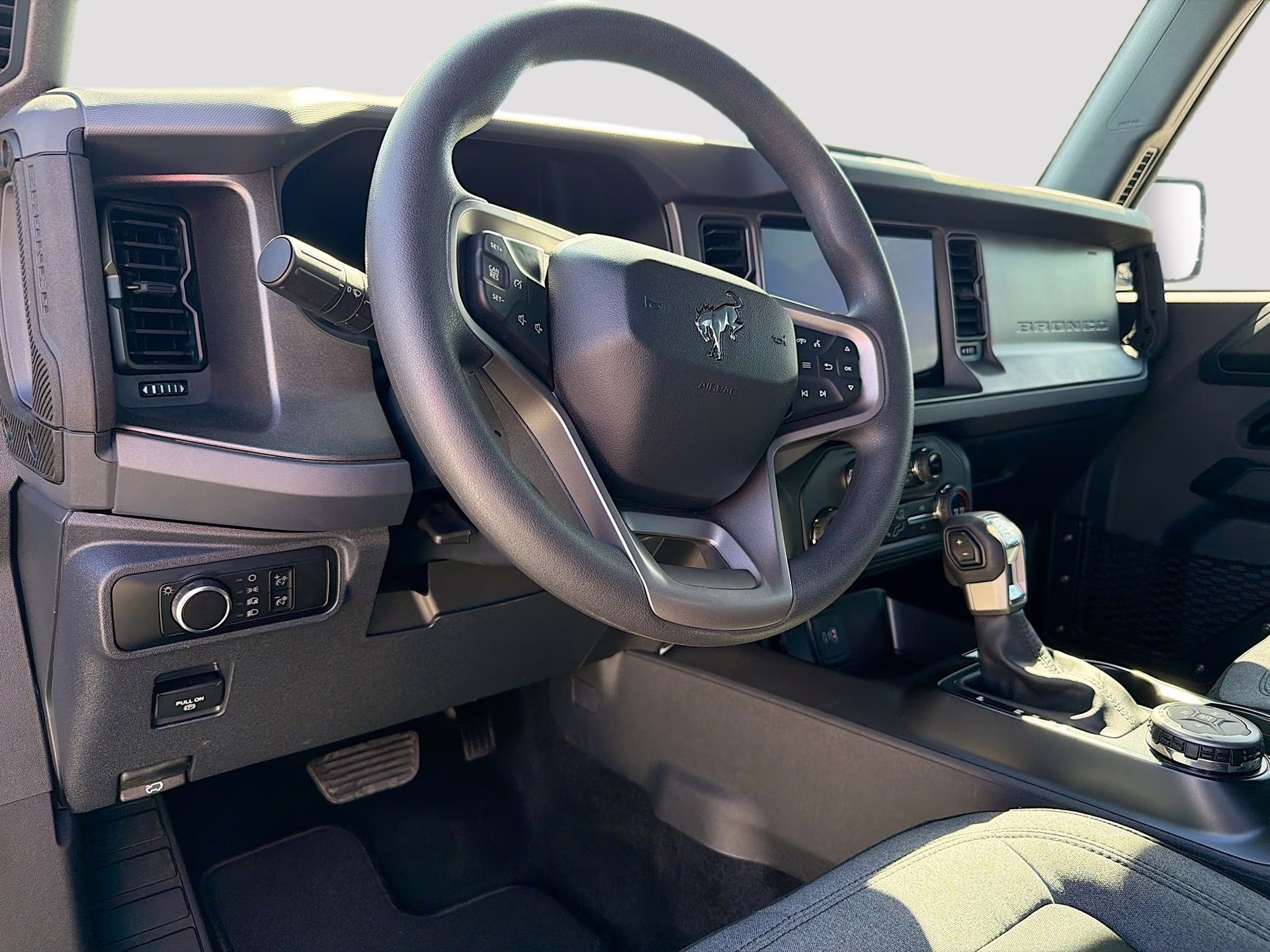 2025 Shadow Black Ford Bronco Base 4X4 SUV