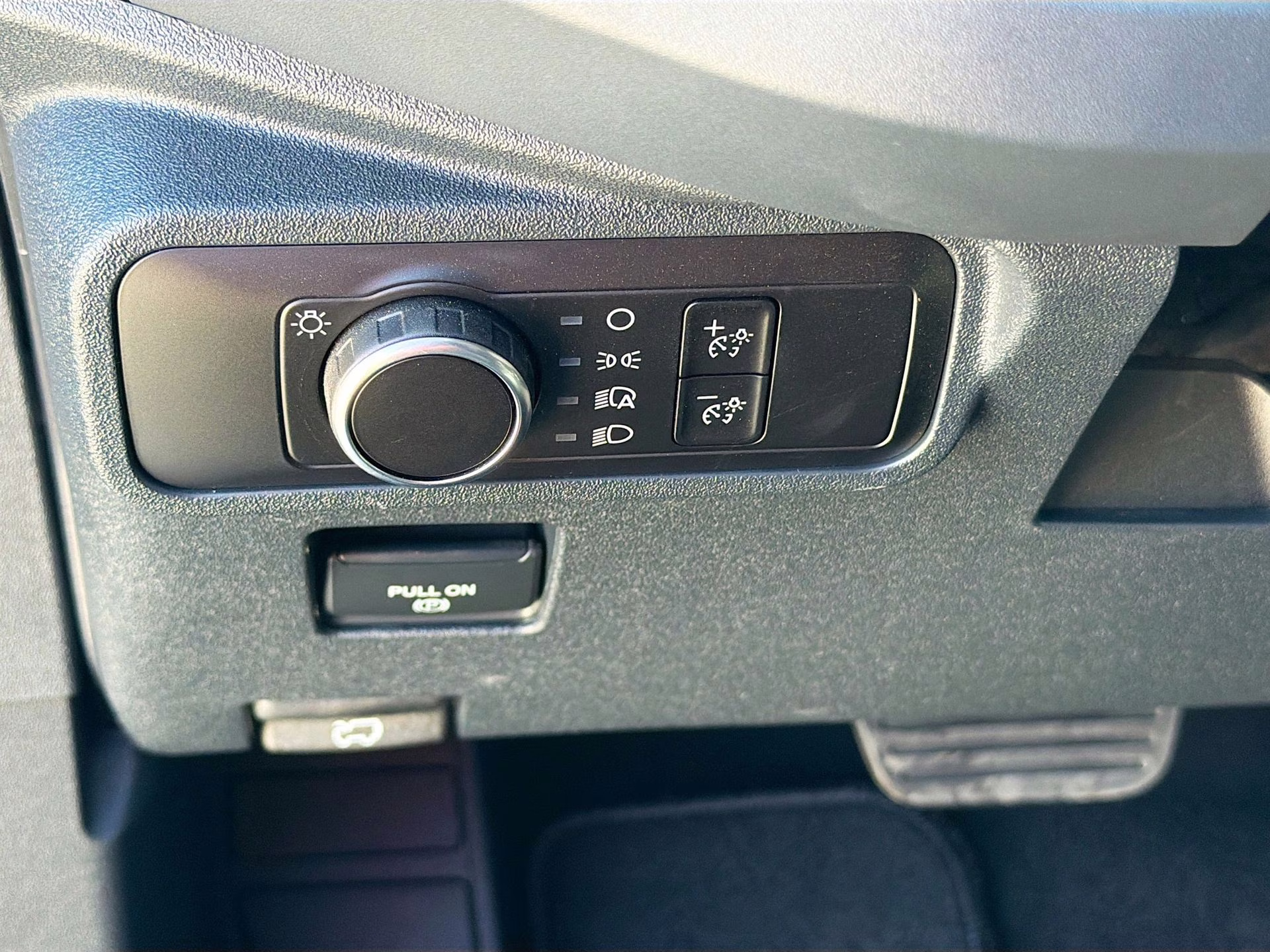 2025 Shadow Black Ford Bronco Base 4X4 SUV