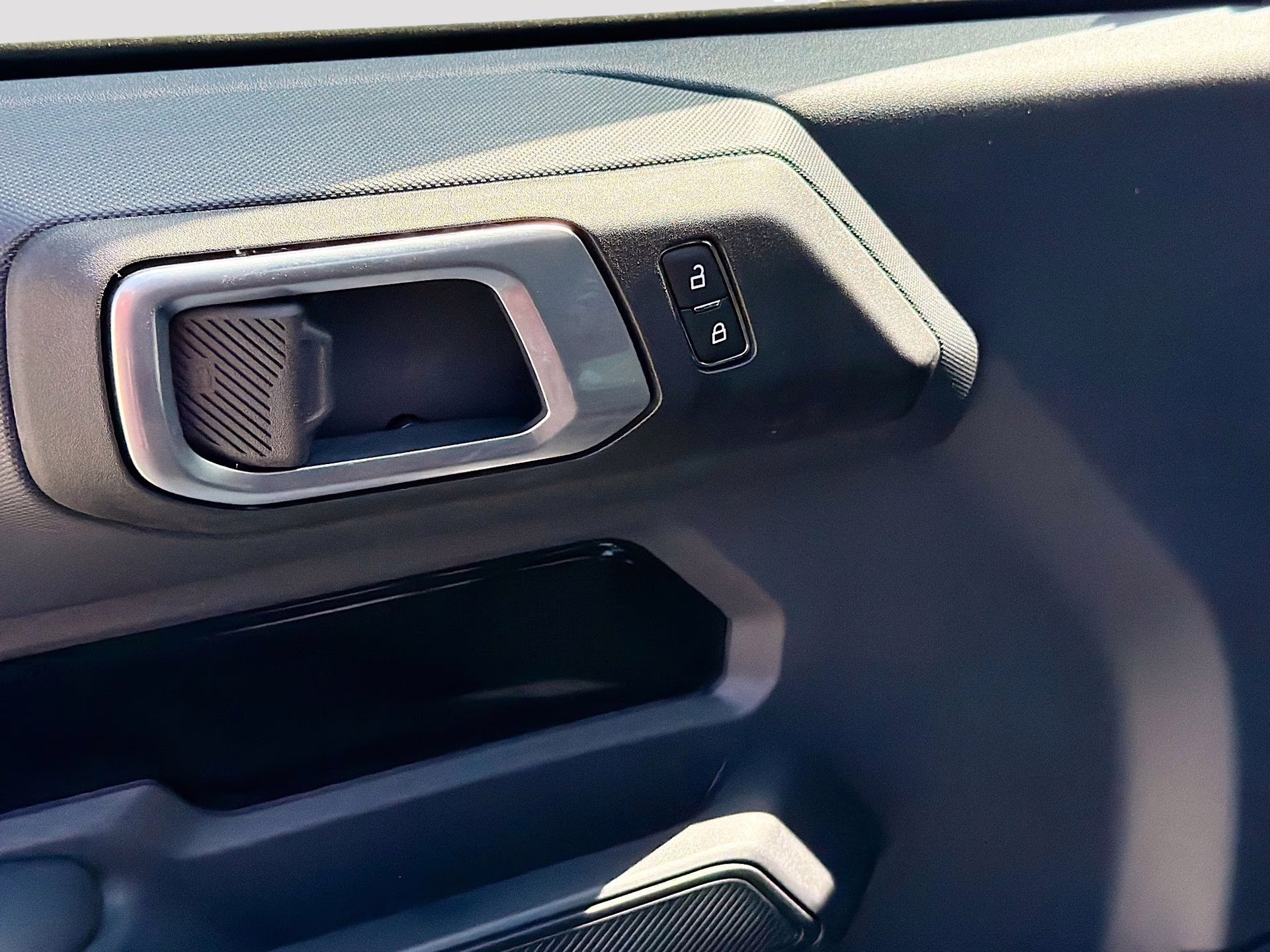 2025 Shadow Black Ford Bronco Base 4X4 SUV