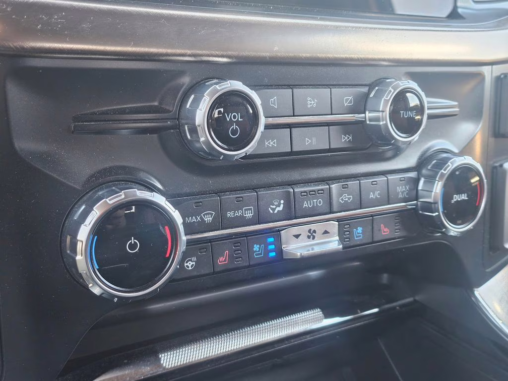 2022 Star White Metallic Tri-Coat Ford F-150 King Ranch 4X4 Truck